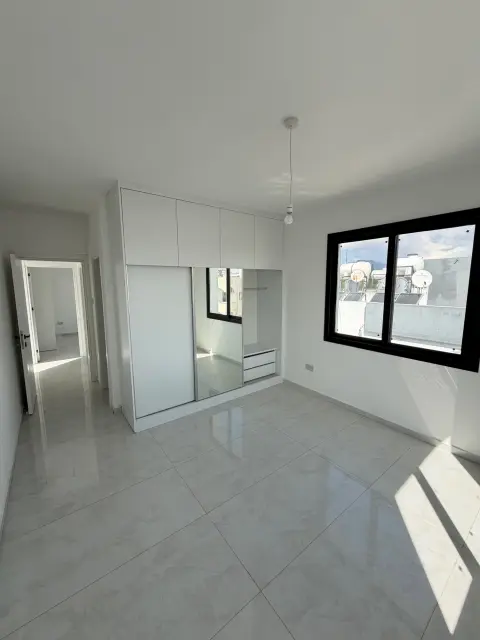 Küçük kaymaklı’da türk koçanlı penthouse